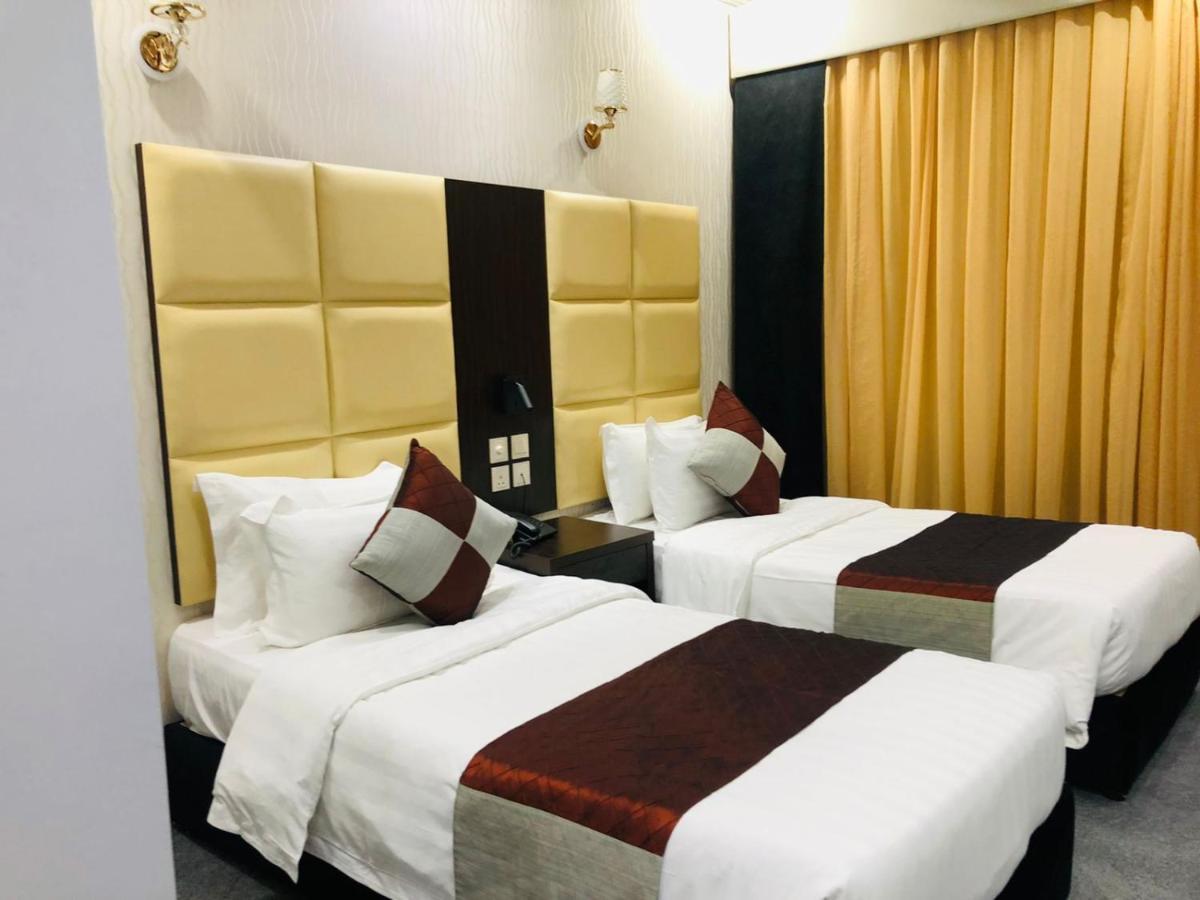 M Platinum Hotel Medina Eksteriør billede