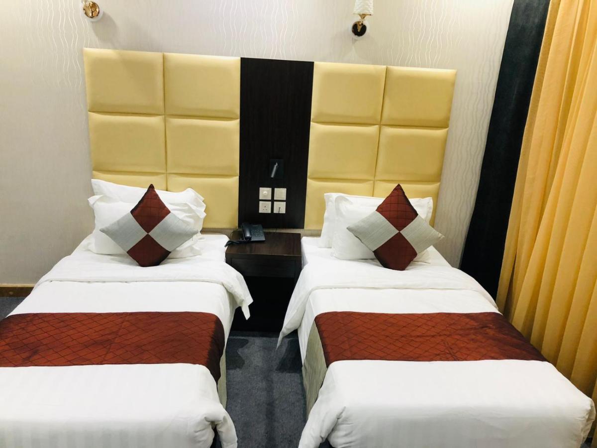 M Platinum Hotel Medina Eksteriør billede
