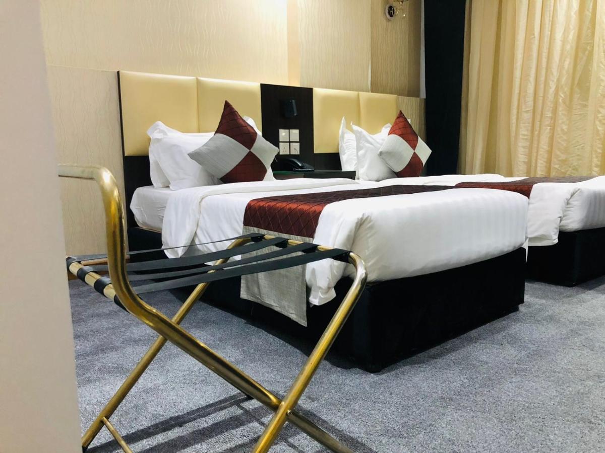 M Platinum Hotel Medina Eksteriør billede
