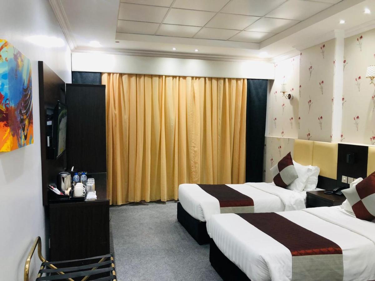 M Platinum Hotel Medina Eksteriør billede